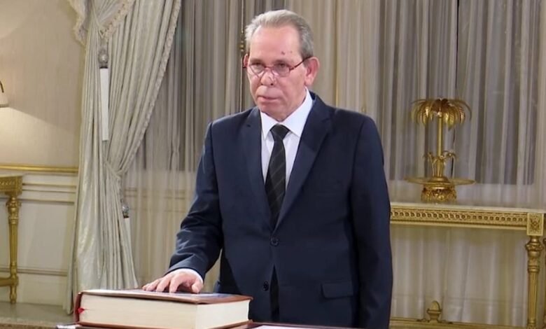 من هو رئيس الحكومة التونسي الجديد